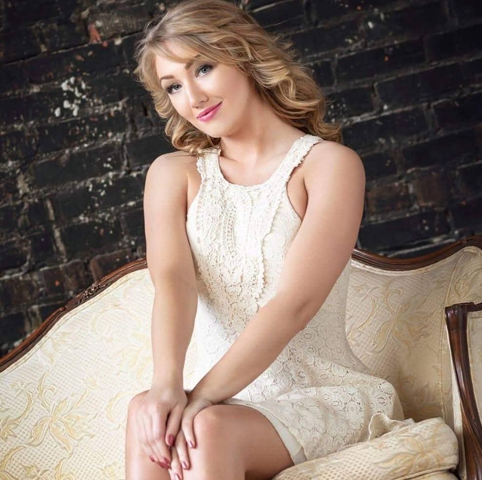 Hannah J. Abrams, Provisionally Licensed Professional Counselor and founder of HJ Holistics